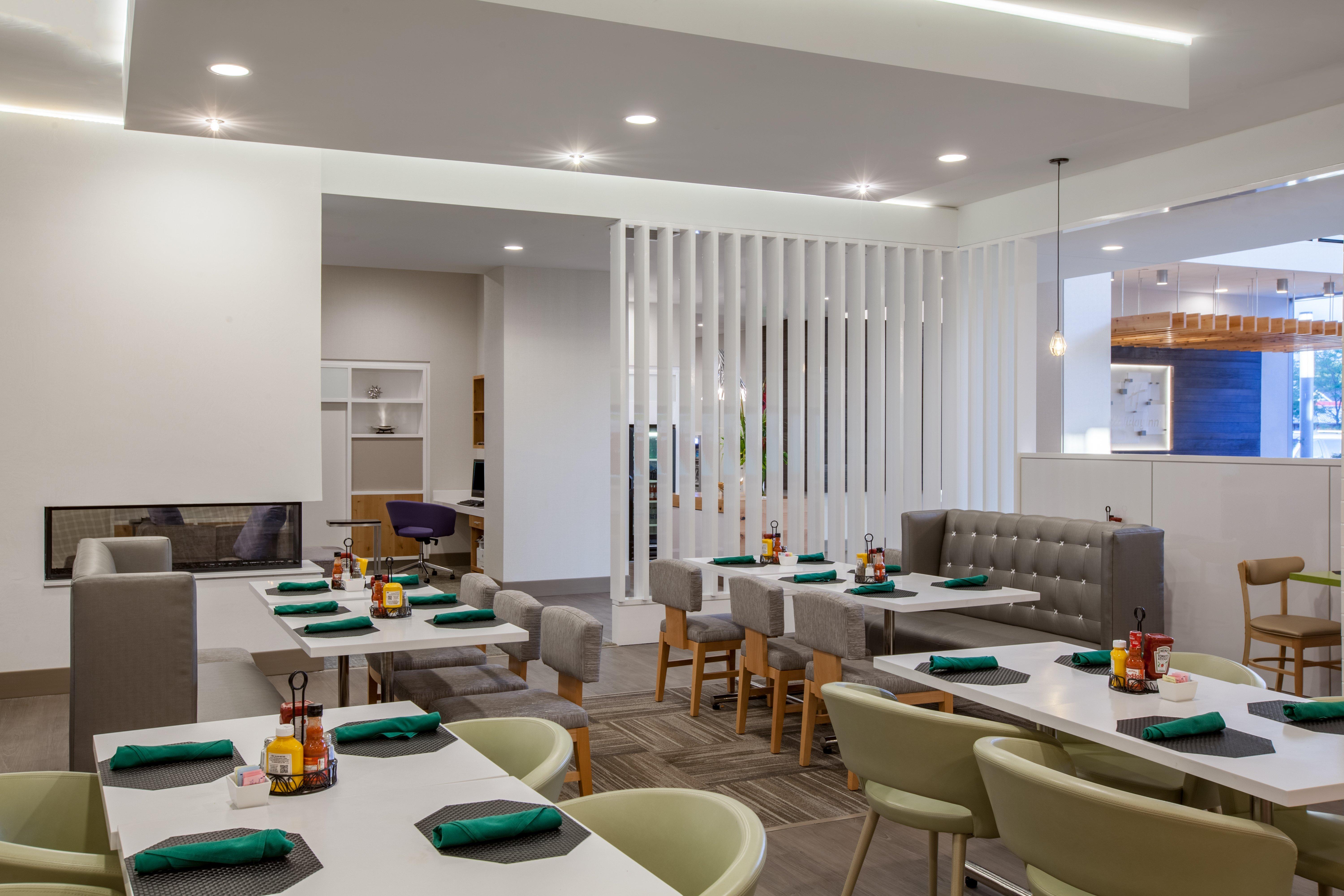 Holiday Inn Cleveland Clinic By Ihg Exterior foto