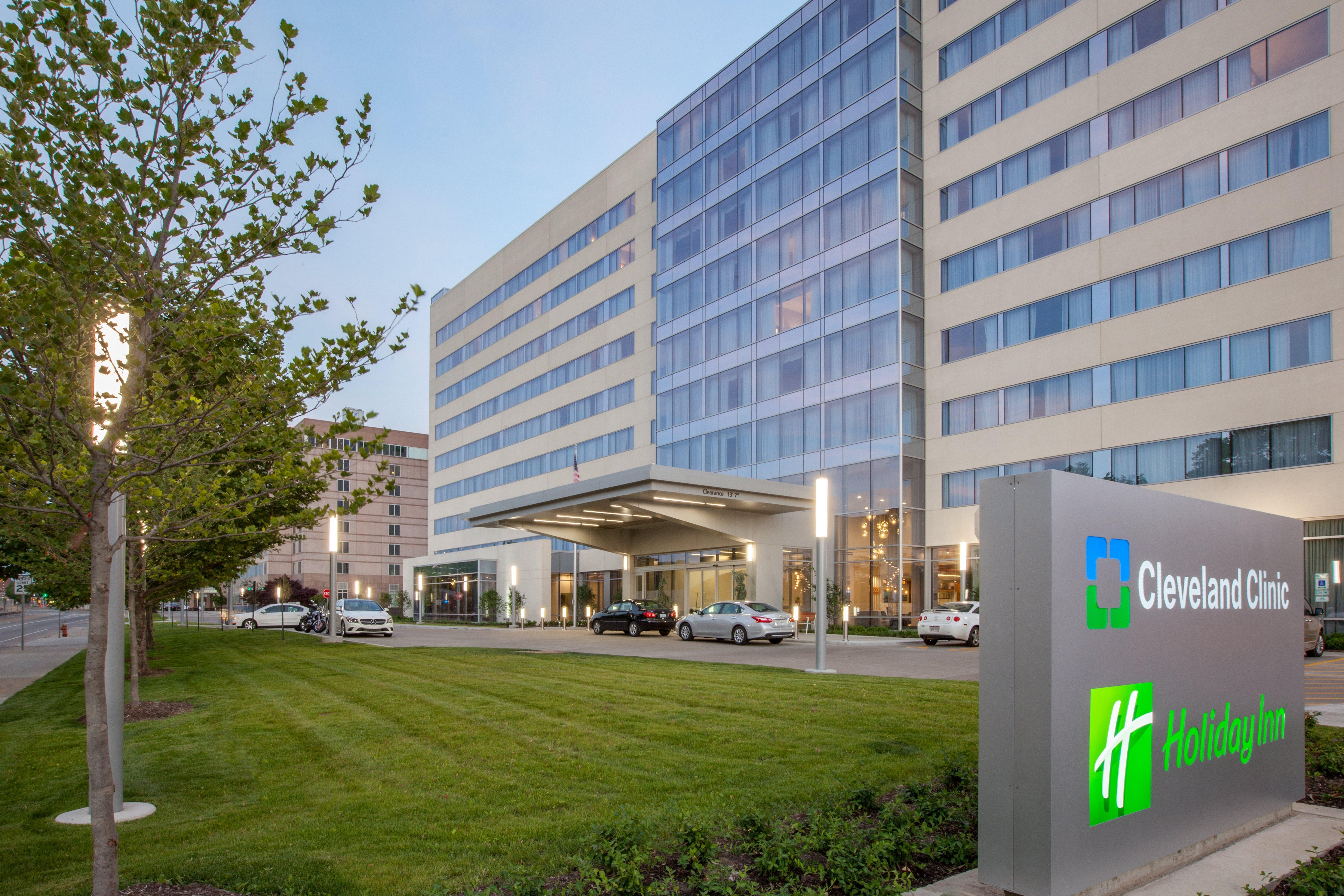 Holiday Inn Cleveland Clinic By Ihg Exterior foto