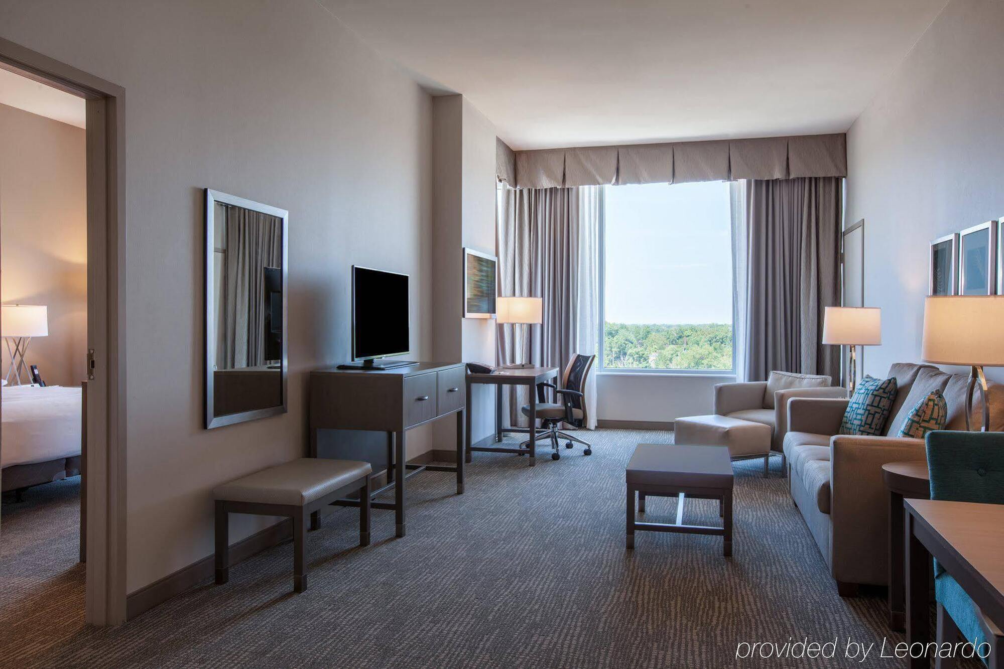 Holiday Inn Cleveland Clinic By Ihg Exterior foto